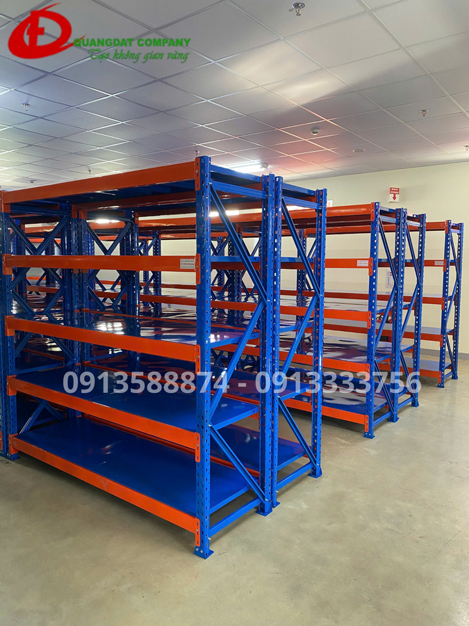 Kệ Sắt chịu tải trọng nặng