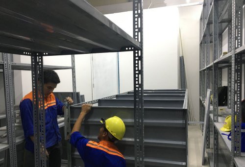 Công ty lắp đặt và phân phối kệ sắt V lỗ tại Biên Hòa